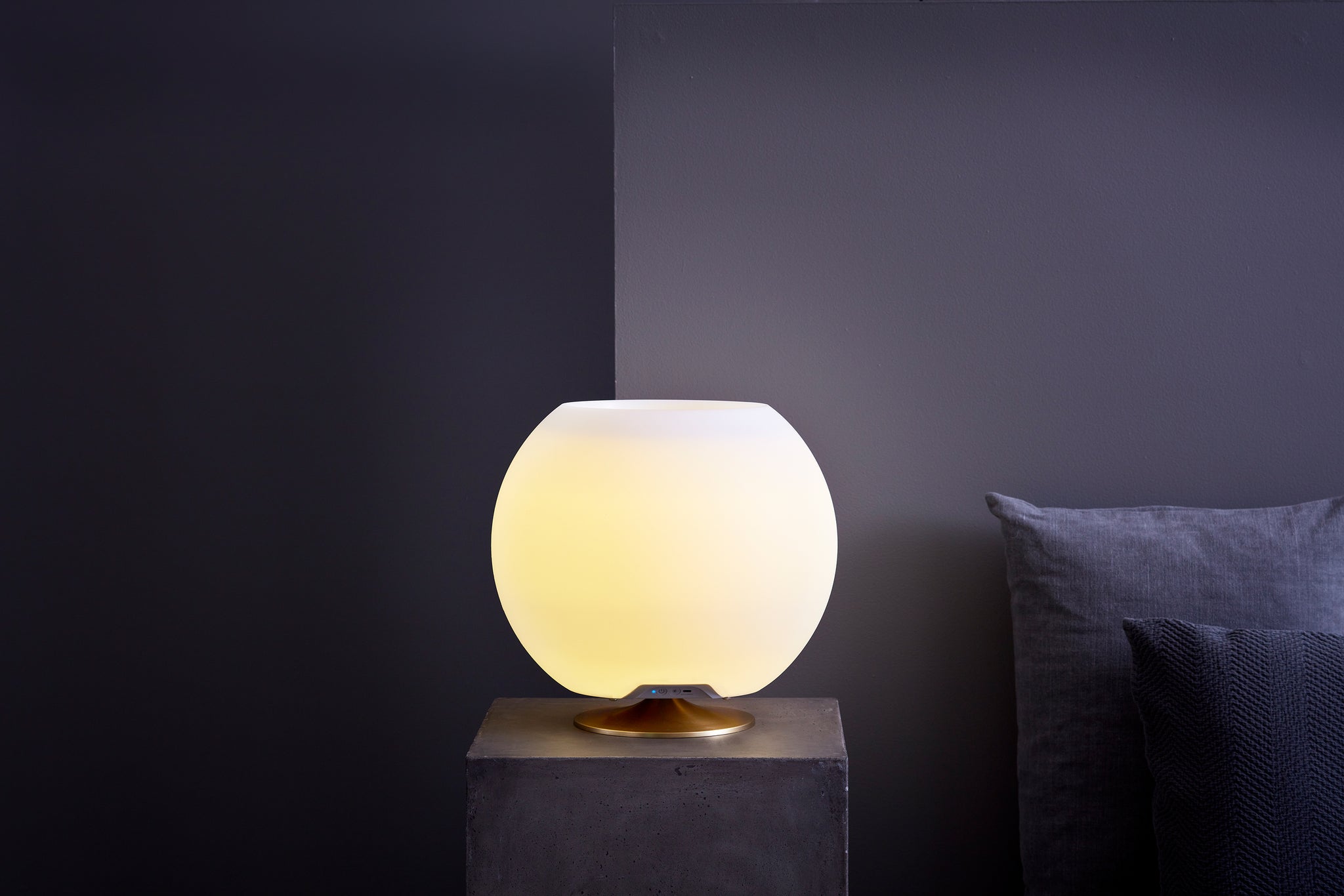 Leuchte & Lautsprecher & Getränkekühler, Sphere Messing